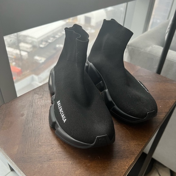 Balenciaga Speed Sneaker - Picture 3 of 8